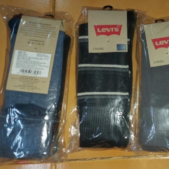 Levi's Other - Levi's full ankle socks